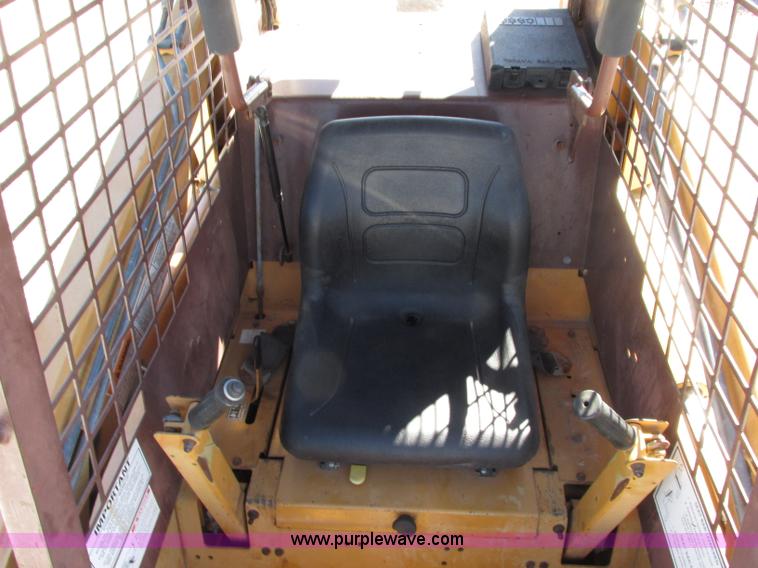 image for item J8727 1994 Case 1840 skid steer