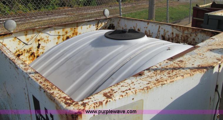 image for item K6369 Hyster C530A pneumatic roller