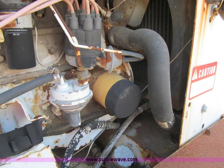 image for item K6369 Hyster C530A pneumatic roller