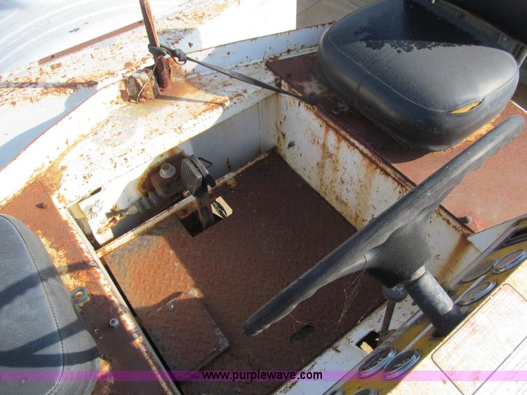 image for item K6369 Hyster C530A pneumatic roller