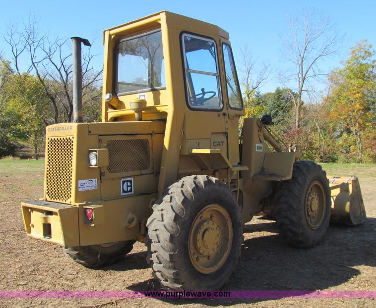 image for item K6385 1977 Caterpillar 910 wheel loader