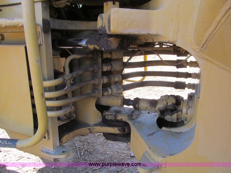 image for item K6385 1977 Caterpillar 910 wheel loader