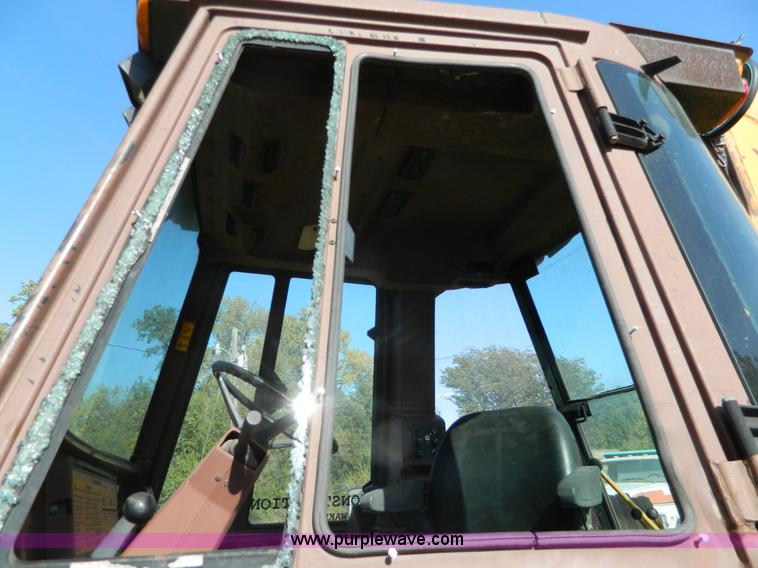 image for item K8218 1993 Case 580 Super K backhoe