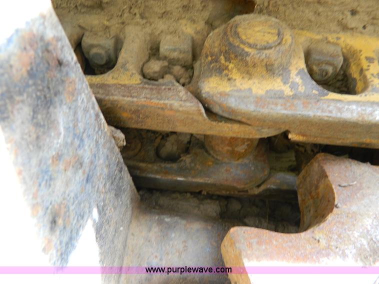 image for item K8222 1974 John Deere 690B excavator