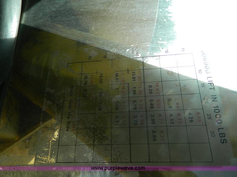 image for item K8222 1974 John Deere 690B excavator