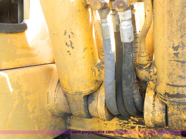 image for item K8222 1974 John Deere 690B excavator