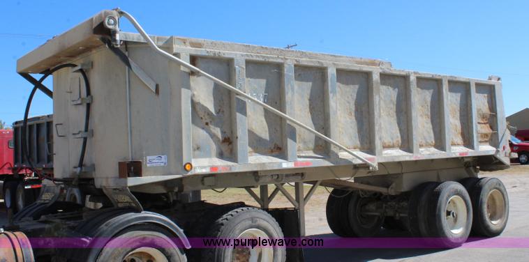 image for item L2356 1998 Hilbilt end dump trailer