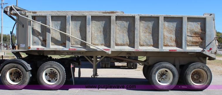 image for item L2356 1998 Hilbilt end dump trailer