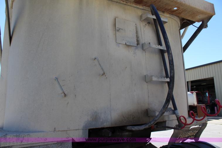 image for item L2356 1998 Hilbilt end dump trailer