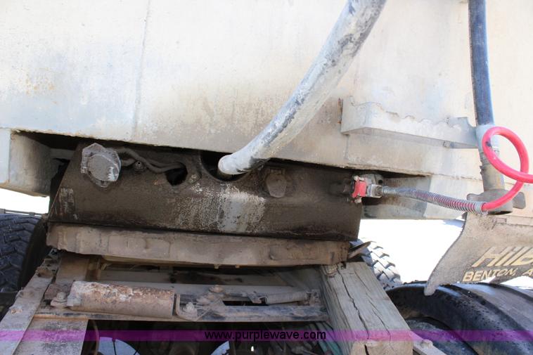 image for item L2356 1998 Hilbilt end dump trailer