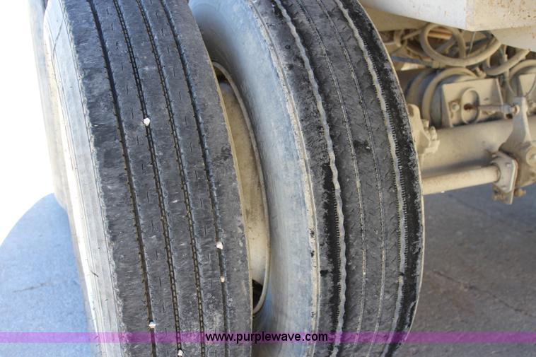 image for item L2356 1998 Hilbilt end dump trailer