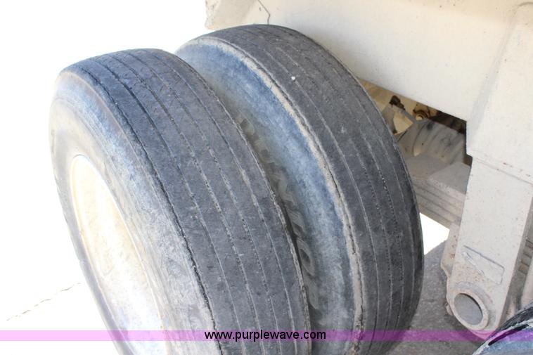 image for item L2356 1998 Hilbilt end dump trailer