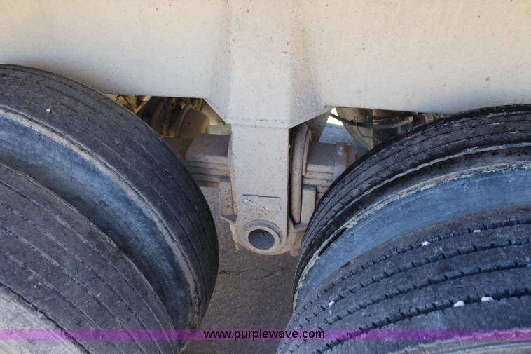 image for item L2356 1998 Hilbilt end dump trailer