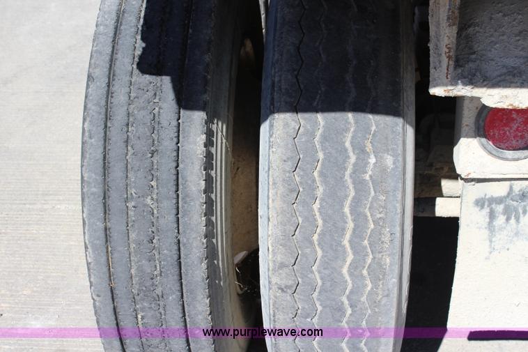 image for item L2356 1998 Hilbilt end dump trailer