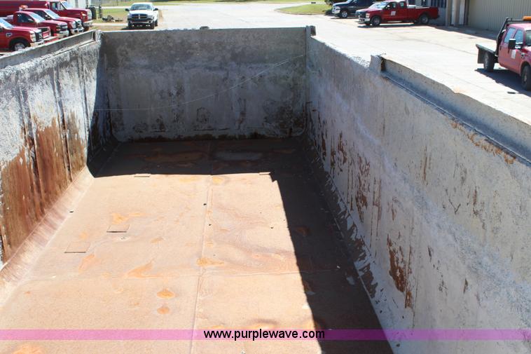 image for item L2356 1998 Hilbilt end dump trailer