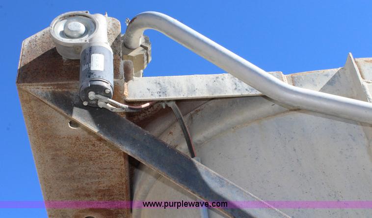 image for item L2356 1998 Hilbilt end dump trailer