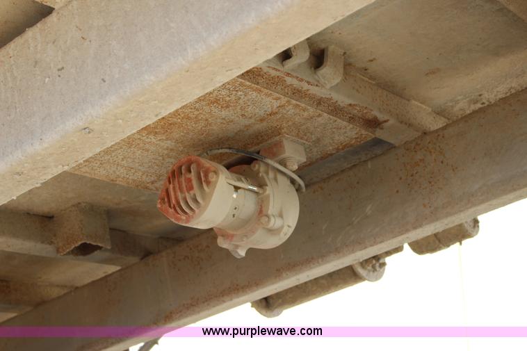 image for item L2356 1998 Hilbilt end dump trailer