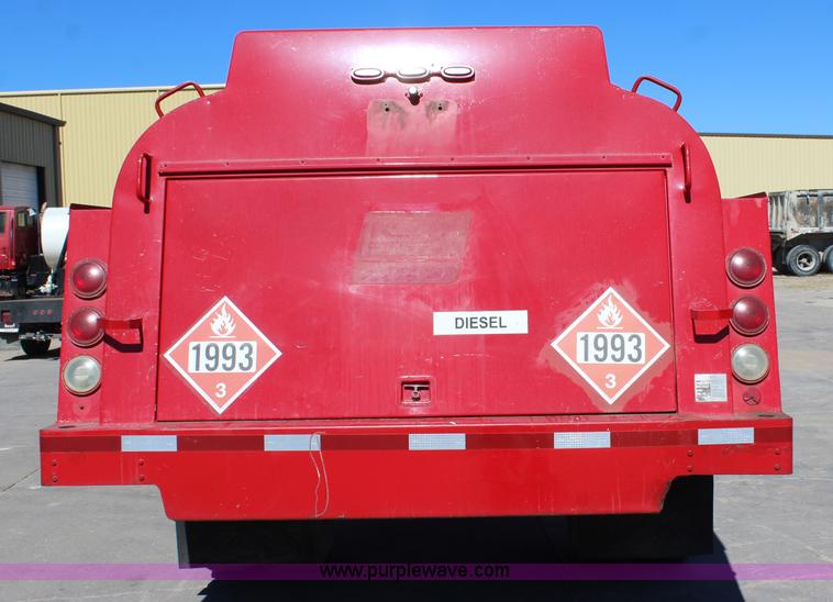image for item L2461 1990 Ford F700 fuel truck