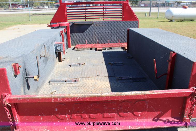 image for item L2464 2004 Caseco utility bed