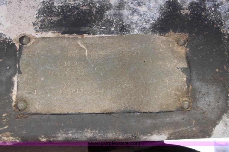 image for item L2467 1993 Hilbilt end dump trailer