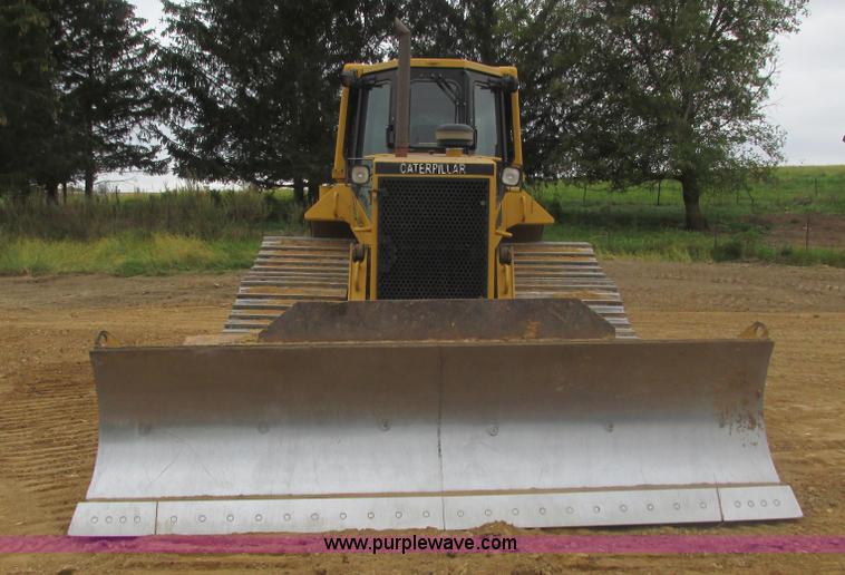 image for item L3855 2002 Caterpillar D6M LGP dozer
