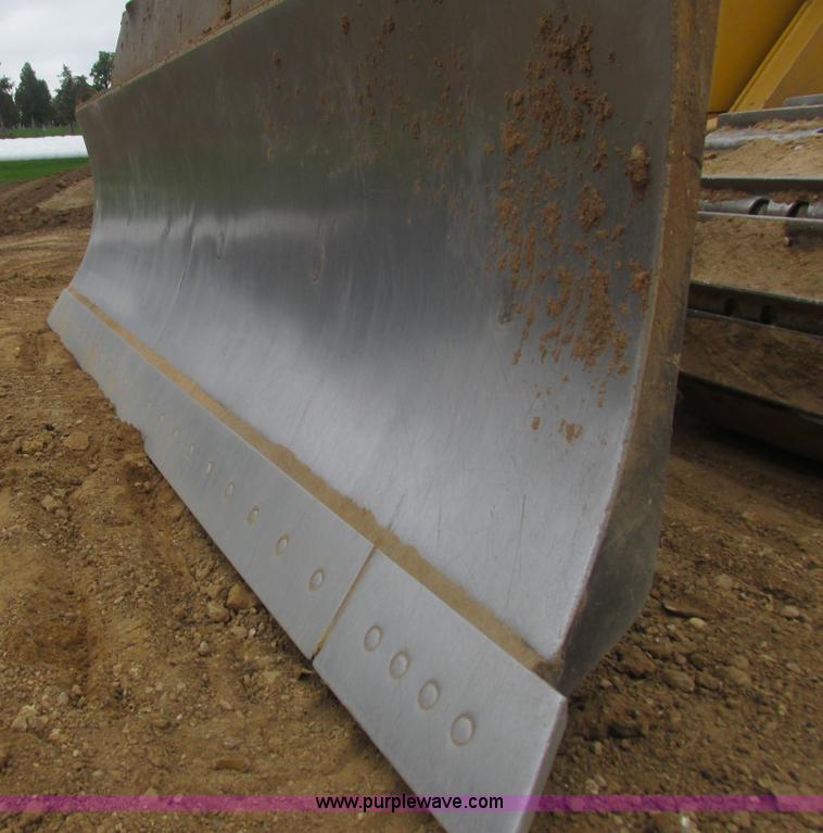 image for item L3855 2002 Caterpillar D6M LGP dozer