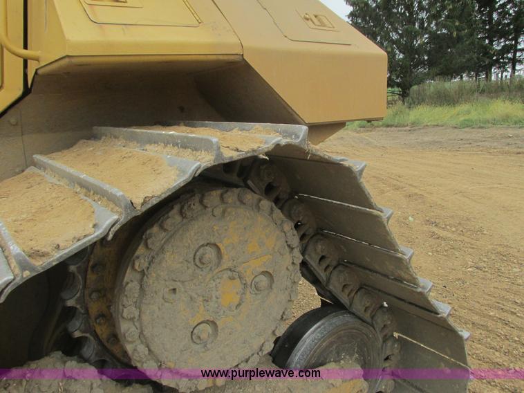 image for item L3855 2002 Caterpillar D6M LGP dozer