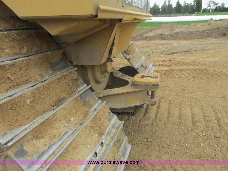 image for item L3855 2002 Caterpillar D6M LGP dozer