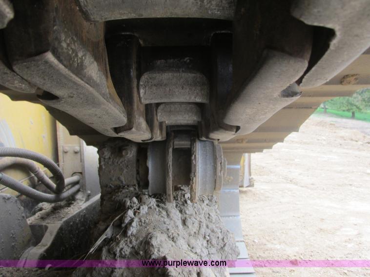 image for item L3855 2002 Caterpillar D6M LGP dozer