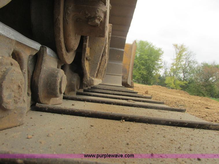 image for item L3855 2002 Caterpillar D6M LGP dozer