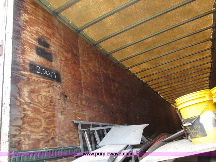 image for item L4106 1996 Stoughton dry van trailer