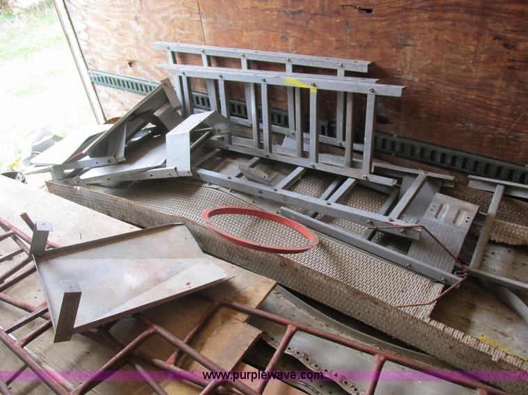 image for item L4106 1996 Stoughton dry van trailer