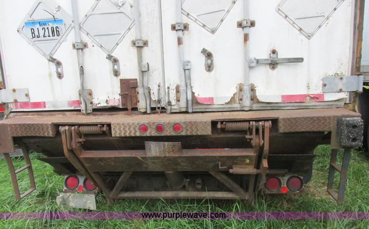 image for item L4106 1996 Stoughton dry van trailer