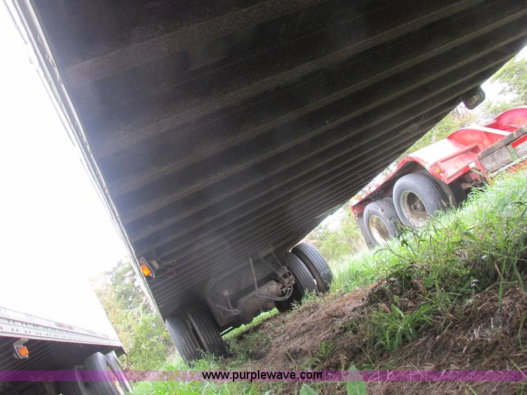 image for item L4106 1996 Stoughton dry van trailer