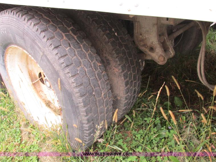 image for item L4107 1994 Great Dane dry van trailer