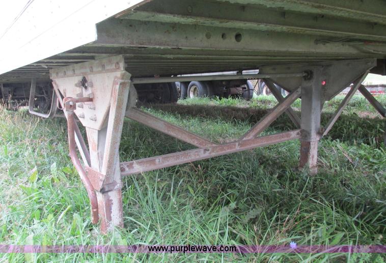 image for item L4107 1994 Great Dane dry van trailer