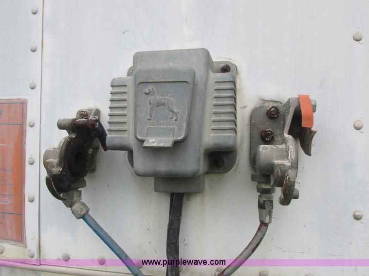 image for item L4107 1994 Great Dane dry van trailer