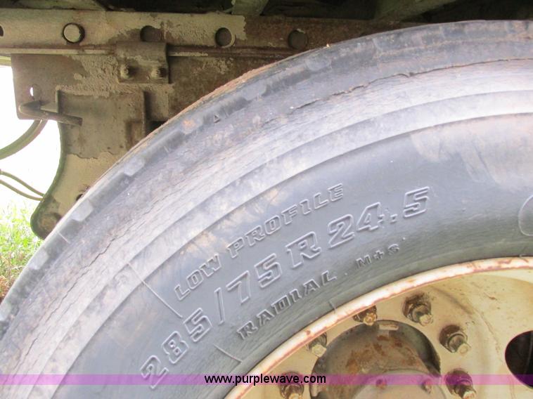 image for item L4107 1994 Great Dane dry van trailer