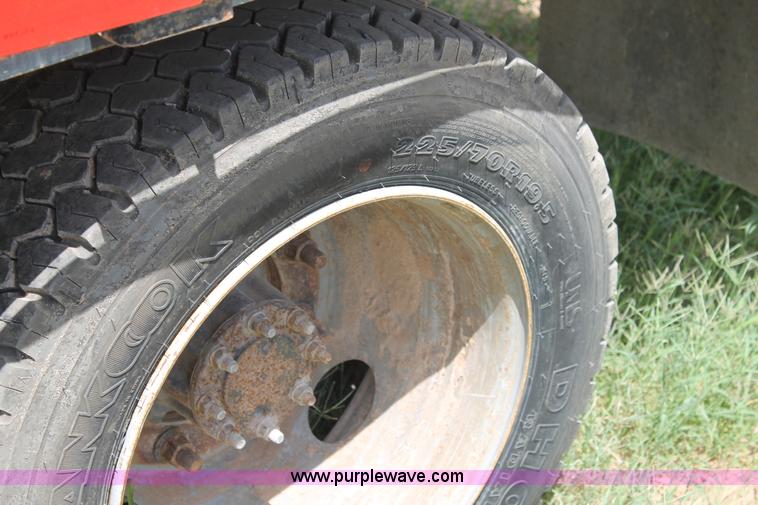 image for item L4261 2007 Chevrolet C4500 service truck