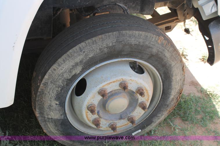 image for item L4261 2007 Chevrolet C4500 service truck