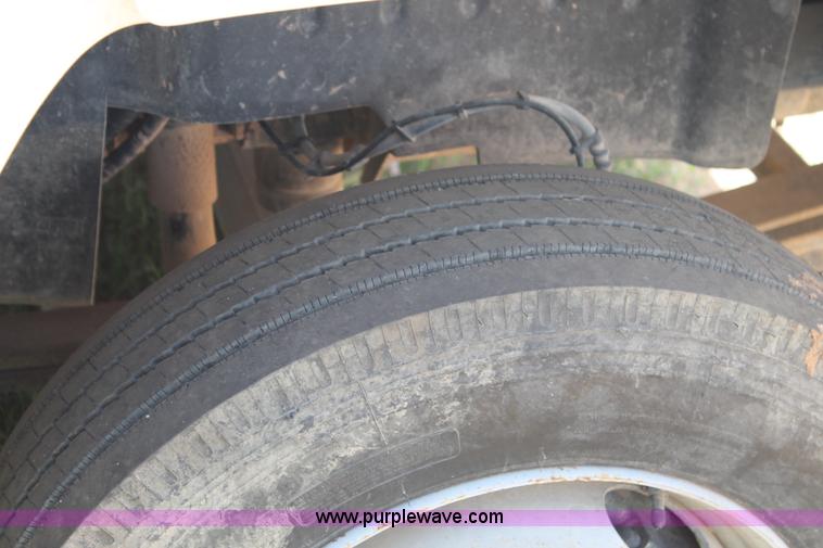 image for item L4261 2007 Chevrolet C4500 service truck