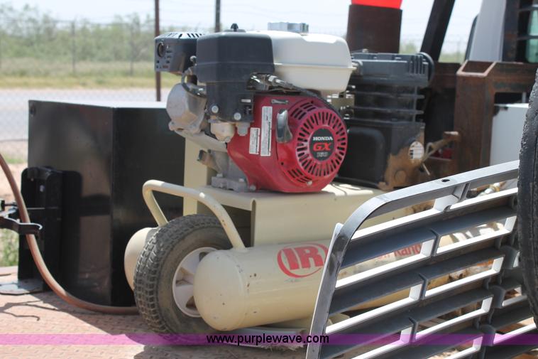 image for item L4261 2007 Chevrolet C4500 service truck