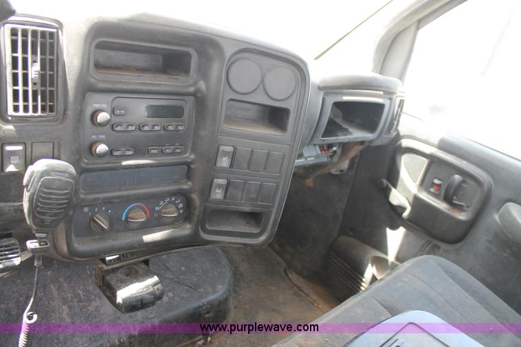 image for item L4261 2007 Chevrolet C4500 service truck