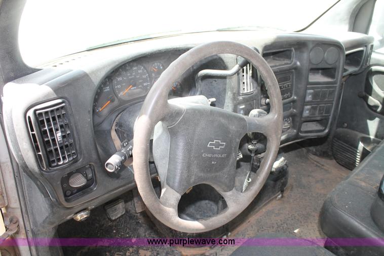 image for item L4261 2007 Chevrolet C4500 service truck