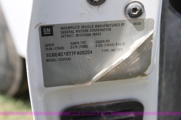 image for item L4261 2007 Chevrolet C4500 service truck