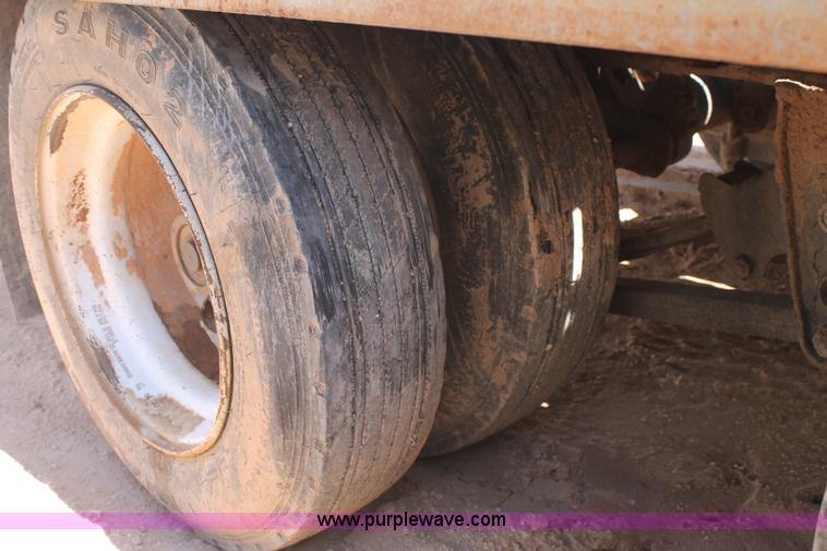 image for item L4449 2001 Interstate equipment trailer