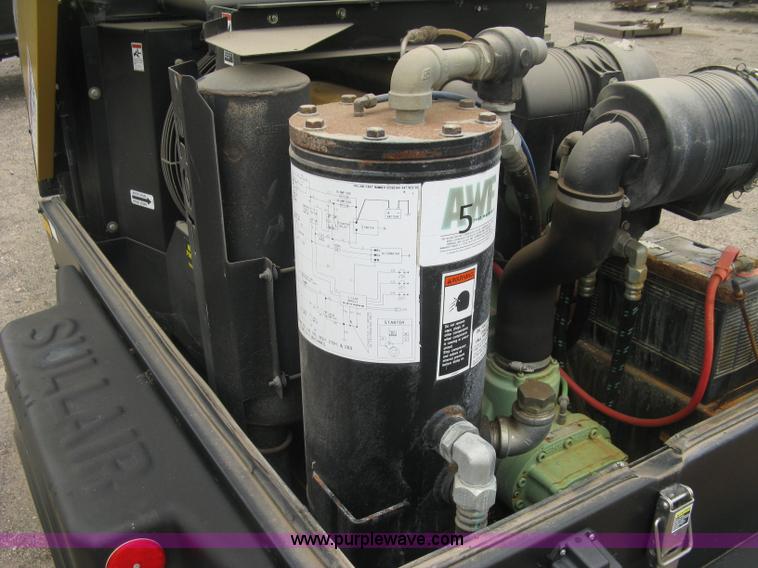 image for item L6378 Sullair 185 air compressor