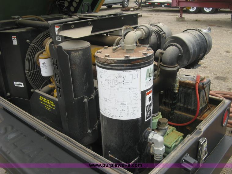 image for item L6378 Sullair 185 air compressor