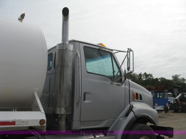 image for item L6409 2005 Sterling L9500 vacuum tank truck
