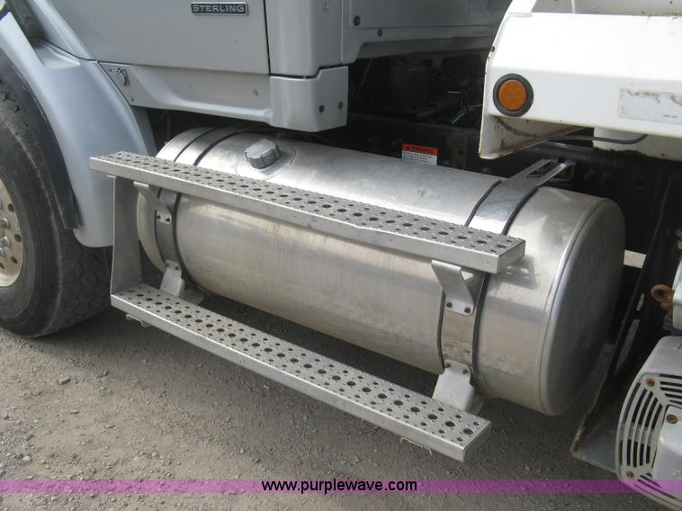 image for item L6409 2005 Sterling L9500 vacuum tank truck